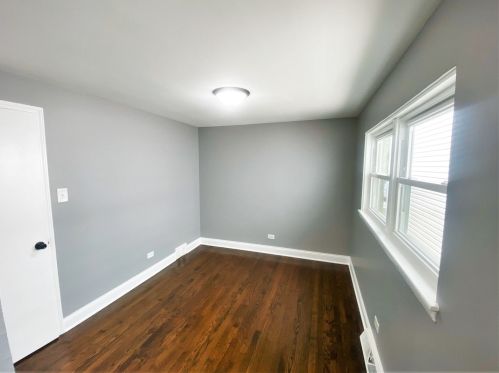 8011 Emerald Ave, Chicago IL  60620-2518 exterior