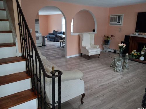 148 17 St, Huntington Station NY 11746-2913 exterior