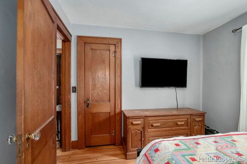 120 Grant St, Portland MI 48875-1532 exterior