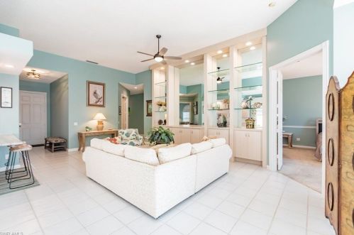 3204 Benicia Ct, Naples FL 34109-1346 exterior