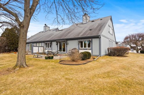 664 Evergreen Ct, Milwaukee WI 53217-1608 exterior