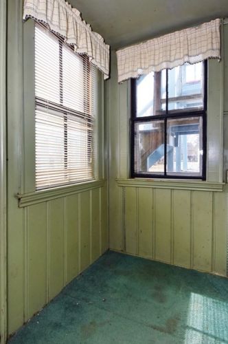 106 Ash St, Danvers MA 01923-2728 exterior