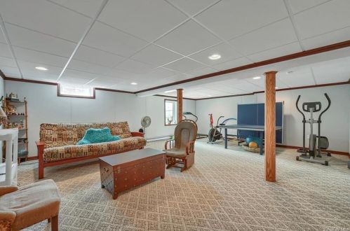 73 Stuart Dr, Poughkeepsie NY 12603-4719 exterior