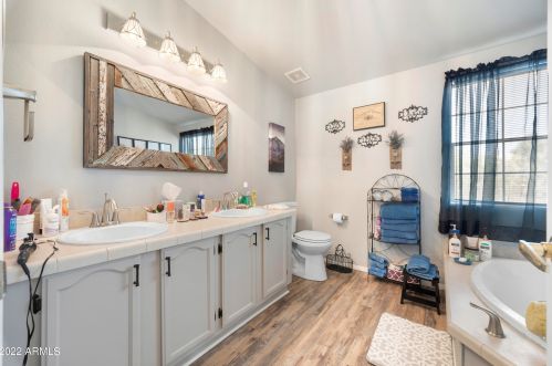 46625 12 Ln, Phoenix AZ 85041-9685 exterior