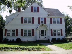82 Randlett Park, Newton, MA 02465-1719