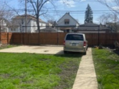 11547 Wentworth Ave, Chicago IL 60628-7205 exterior