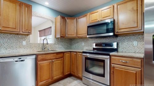 765 Byron St, Fort Pierce FL 34983-1921 exterior