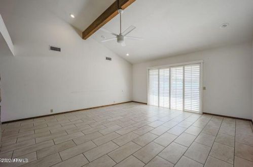 4225 Country Gables Dr, Phoenix AZ  85053-4561 exterior