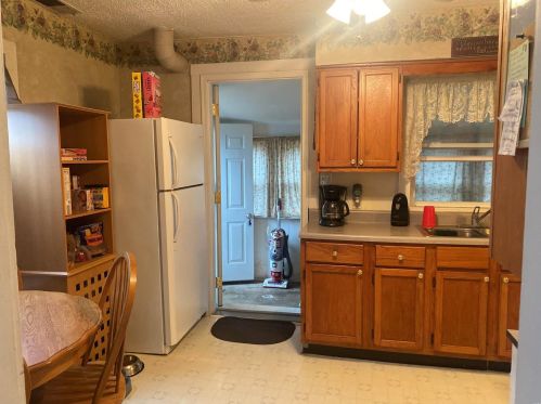 204 Orch St, Spring Bluff MO 63080-2430 exterior