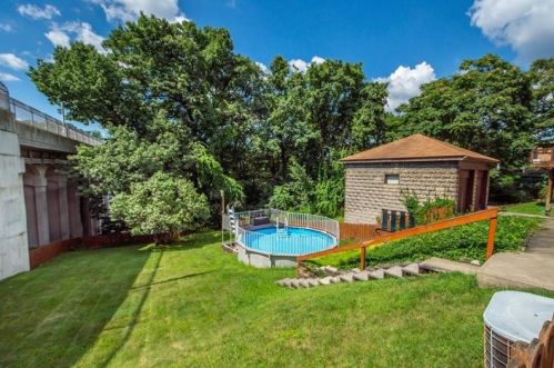 1844 Winhurst St, Pittsburgh, PA 15212-1628