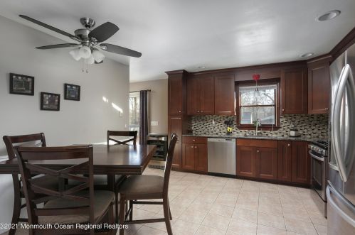 305 Brick Ave, Berkeley Township NJ 08721-3207 exterior