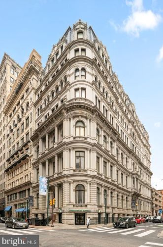 1001 Chestnut St, Philadelphia PA  19107-4219 exterior