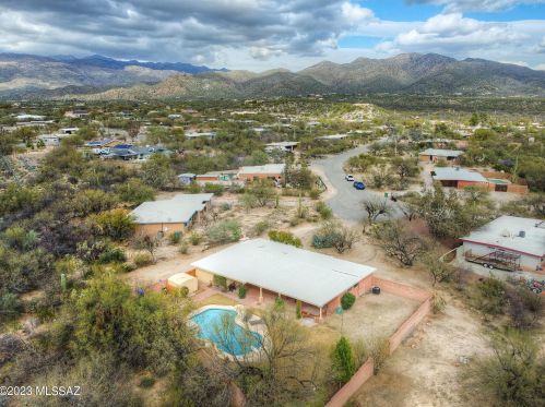 12500 Calle Tatita, Tucson AZ  85749-9736 exterior