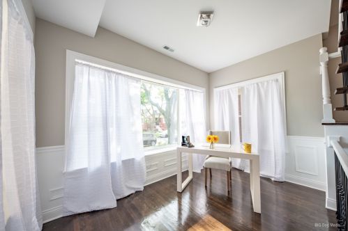 7616 Luella Ave, Chicago IL 60649-4108 exterior