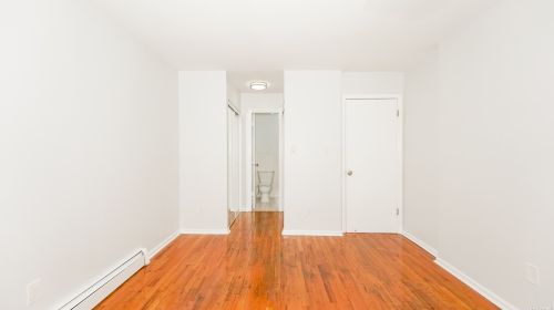 817 170th St, Bronx NY 10452-7013 exterior