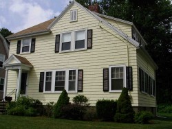 35 Dalby St, Newton, MA 02458-1030
