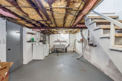 3475 Clearfield St, Pittsburgh PA 15204-1538 exterior