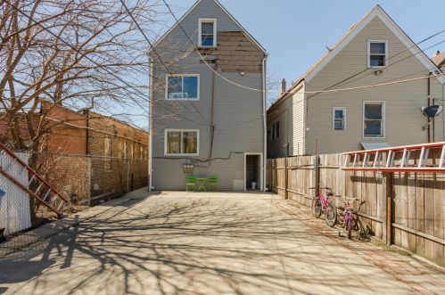 2655 Kedvale Ave, Chicago IL 60623-4324 exterior