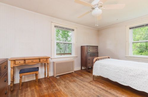 374 Washington St, Dover NH 03820-3635 exterior