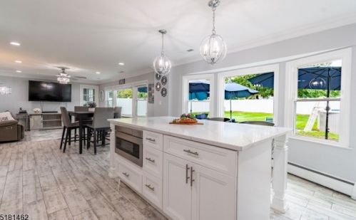 27 Norwood Rd, Springfield NJ 07081-2234 exterior