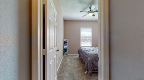 2081 Burlington St, Fort Pierce FL  34984-4350 exterior