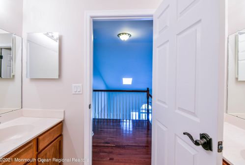 5 Markus Ct, Jackson Twp NJ  08527-2886 exterior