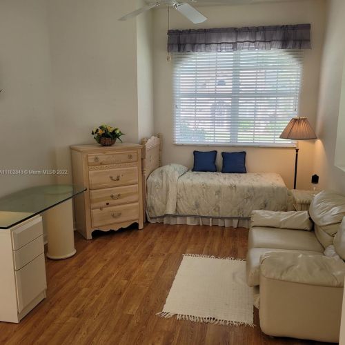 740 Aruba Bay, Fort Pierce FL 34986-3425 exterior