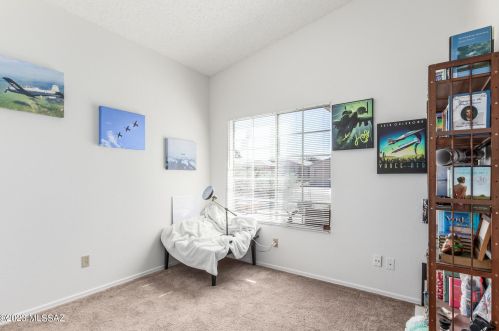 8845 Apple Tree Dr, Tucson AZ  85730-4660 exterior