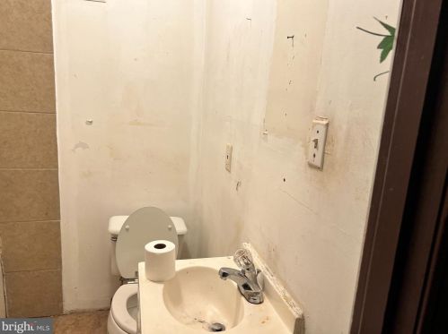 107 58 St, Philadelphia PA 19131-0041 exterior