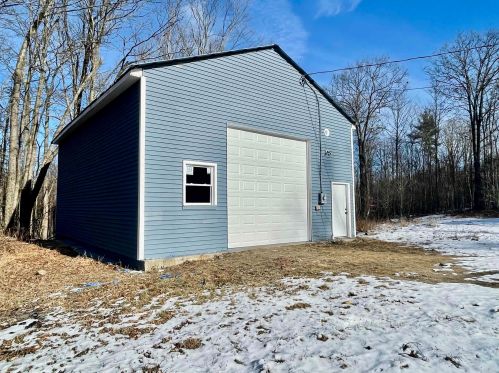 199 Clough Hl Rd, Concord NH 03307-1204 exterior