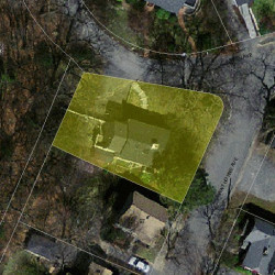 27 Aspen Ave, Newton MA 02466-3022 aerial view