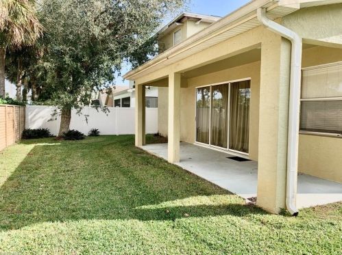 103 Burnt Pne Dr, Naples FL exterior