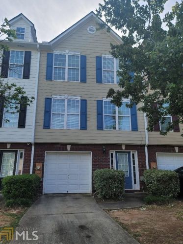 1734 Redan, Lithonia GA  30058-2610 exterior