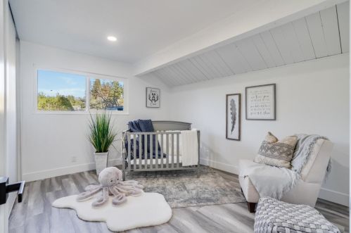 1865 Las Ramblas Dr, Concord CA 94521-2451 exterior