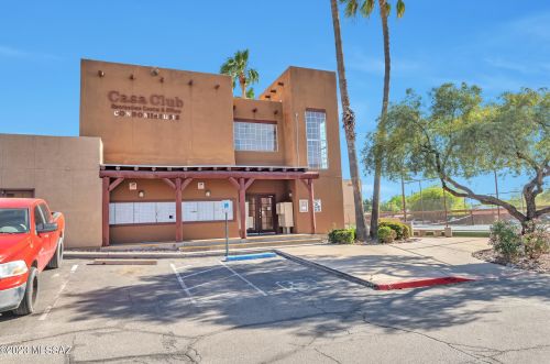 1810 Blacklidge Dr, Tucson AZ  85719-2772 exterior