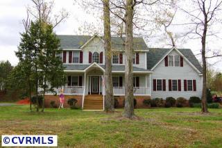 825 Rockbasket Ln, Chester, VA 23836-9718