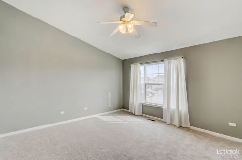 645 Berry Rdg Dr, Joliet IL 60431-1717 exterior