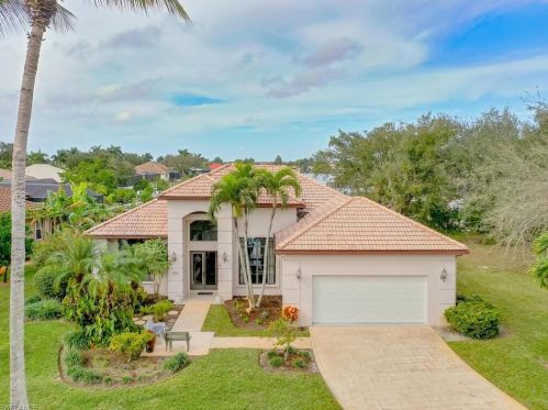 171 Cays Dr, Naples FL 34114-9629 exterior