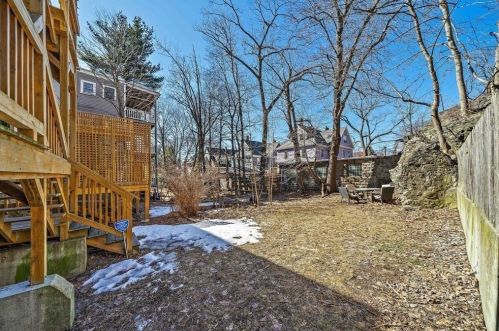 281 Chestnut St, Boston MA exterior