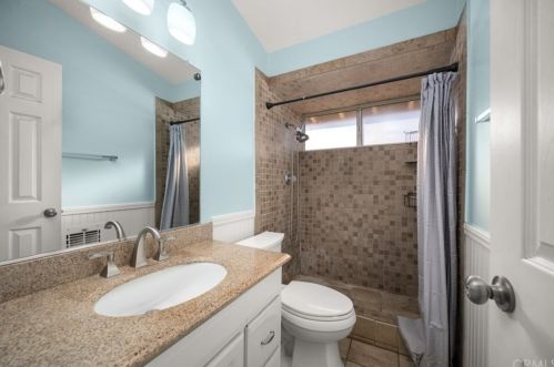 6661 Ln Jolla Dr, Riverside CA 92504-2016 exterior