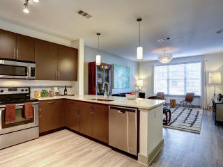 1213 Avalon Blvd, Alpharetta GA  30009-2329 exterior