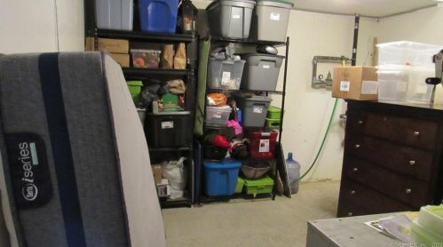 187 Lovers Ln, Torrington CT 06790-4356 exterior