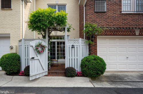 1201 Wilkes St, Alexandria VA 22314-5907 exterior