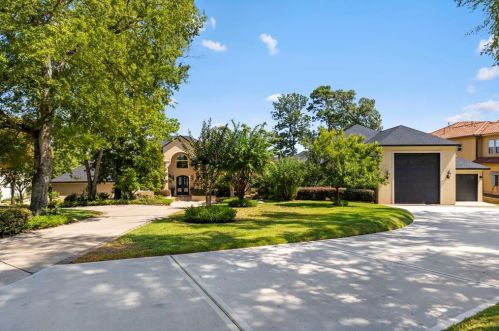 20004 Crescent Ct, Montgomery, TX 77356-4946