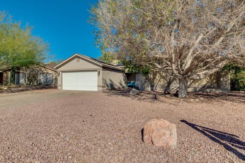 3072 Country Club Ter, Phoenix, AZ 85027-1606