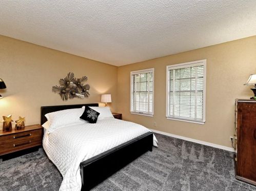 1849 Coronado Hl Dr, Austin TX 78752-2116 exterior