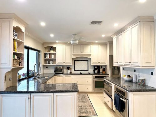 6821 Grande Dr, Boca Raton FL  33433-2736 exterior