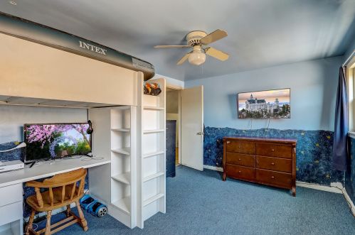 5527 Kilbourn Ave, Chicago IL 60646-5937 exterior