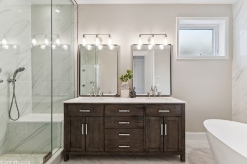 2514 Marshfield Ave, Chicago IL 60614-1907 exterior