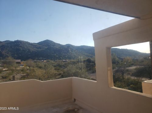 8653 22nd Pl, Phoenix, AZ 85042-8145